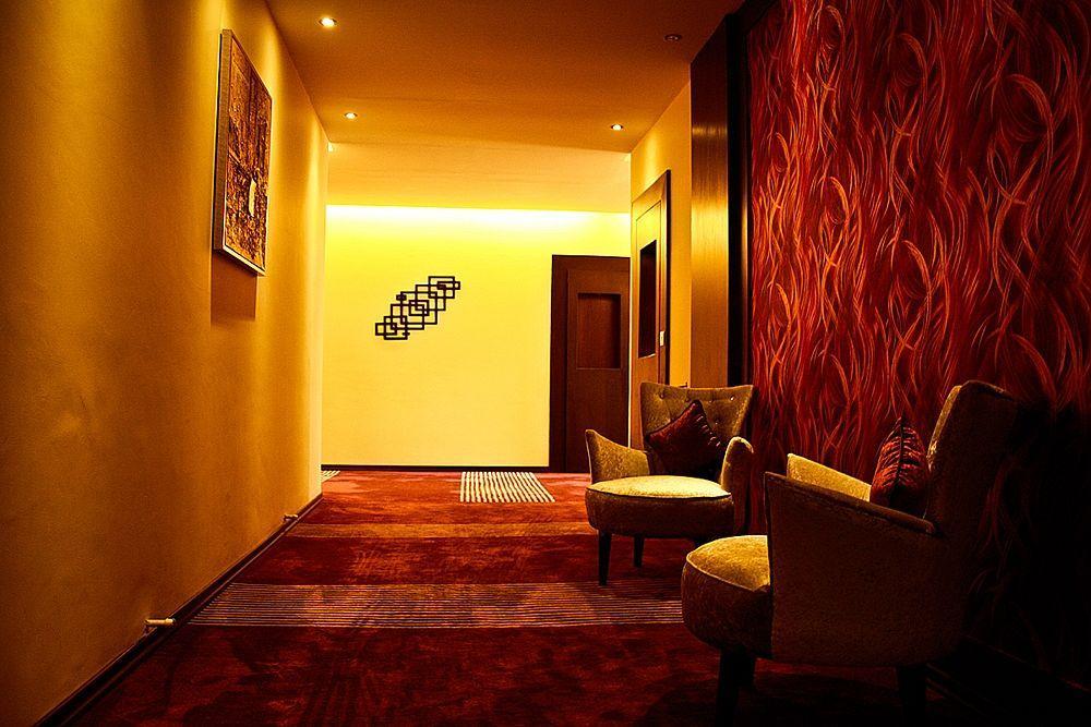 Hotel Pine Spring Wazir Bagh Srīnagar Buitenkant foto